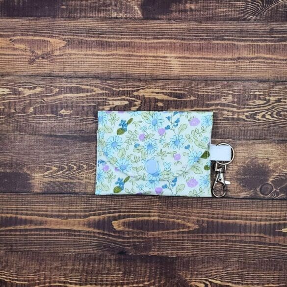Betsy Blue Large Earbud Case