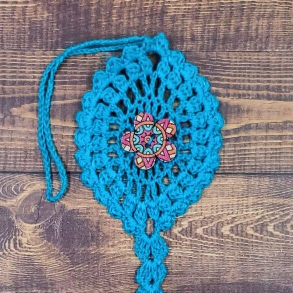 Geometric V Flower on Turquoise Bloom Charm
