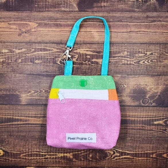 Happy Chaos Tag-Along Pouch Pink