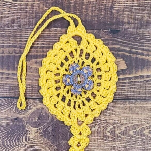 Vintage Flower on Yellow Bloom Charm