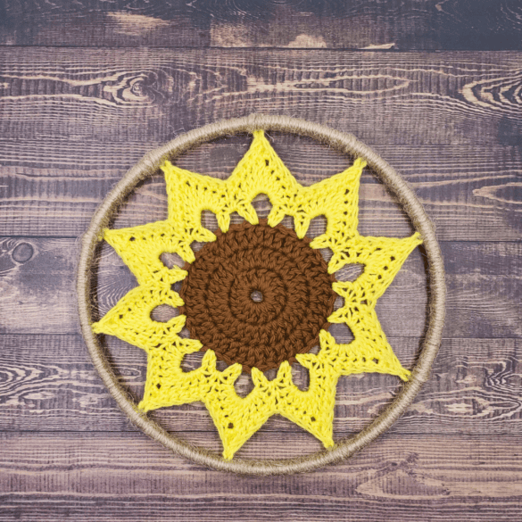 Wall Bloom - 8 Inch