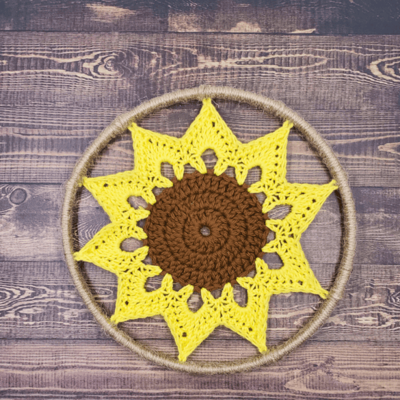 Wall Bloom - 8 Inch